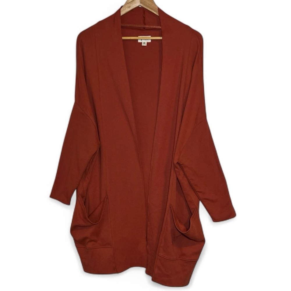 Pact Open Front Cardigan in Rust